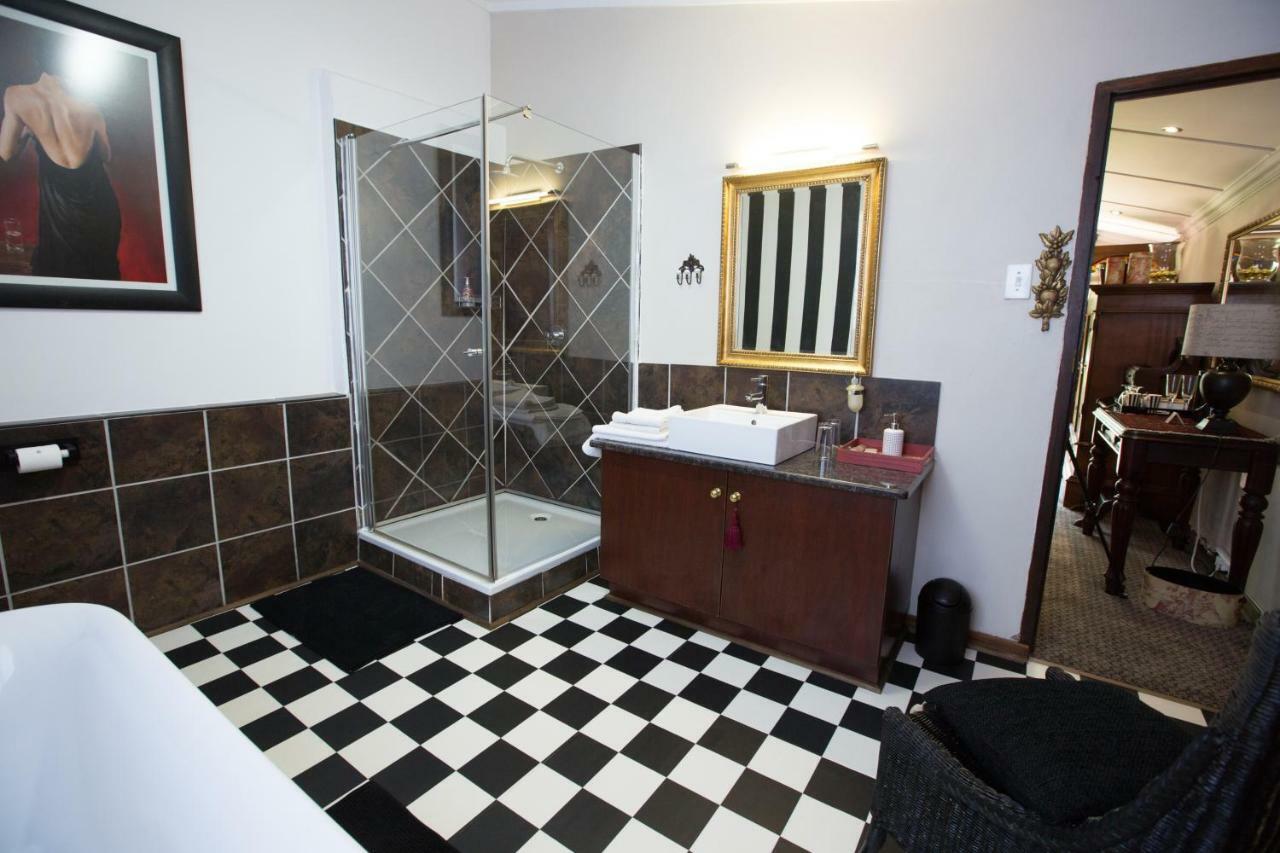 MacGregors Guest House Pretoria-Noord Esterno foto