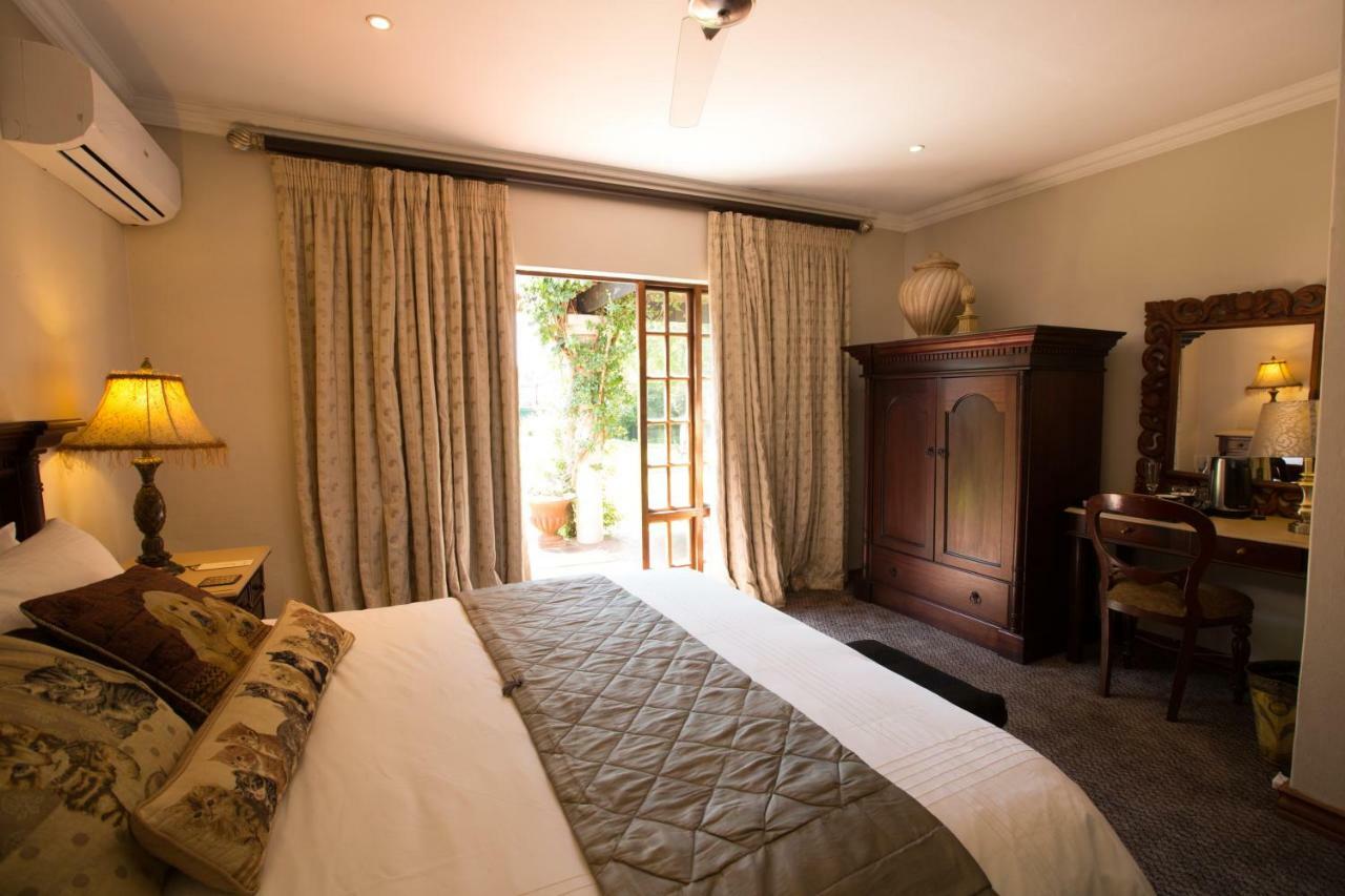 MacGregors Guest House Pretoria-Noord Esterno foto