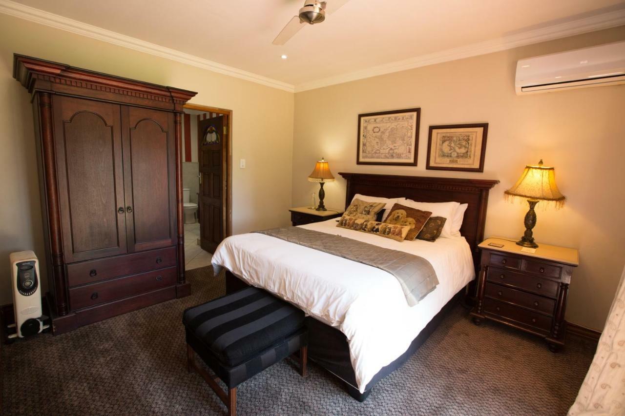 MacGregors Guest House Pretoria-Noord Esterno foto