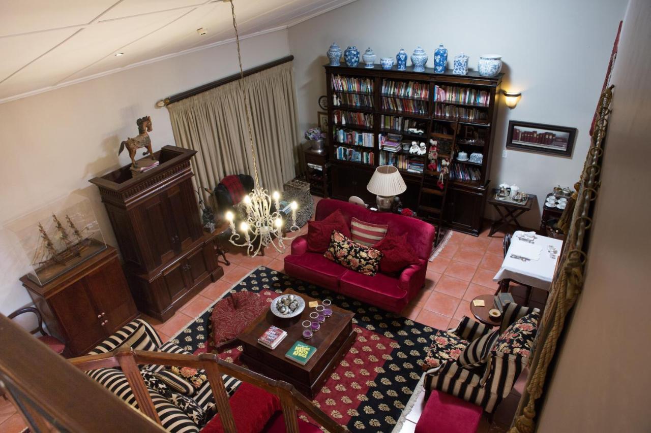 MacGregors Guest House Pretoria-Noord Esterno foto
